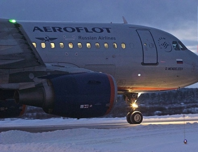 Рейс авиакомпании «Аэрофлот» СУ 1775 задерживается в аэропорту Мурманска на 15 часов